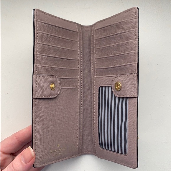 ✨Never Used✨ Kate Spade Cedar Street Wallet - Picture 6 of 7